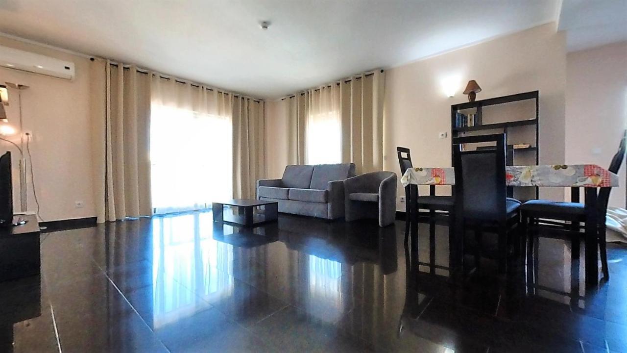 Apartamentos Turisticos Rocha Tower 3 Портіман Екстер'єр фото